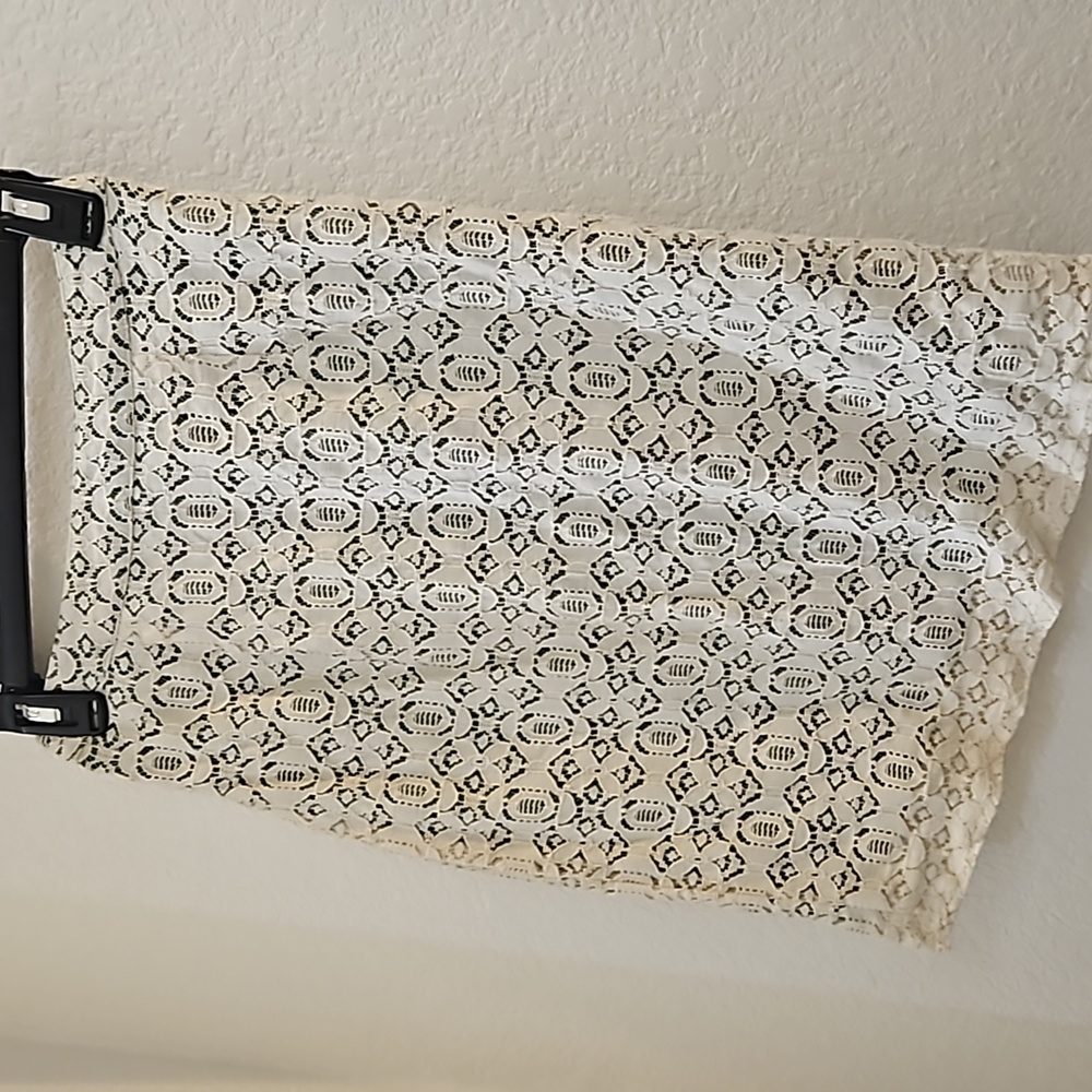 Anthropologie Edme & Esyllte, Size 0, Lace pencil skirt